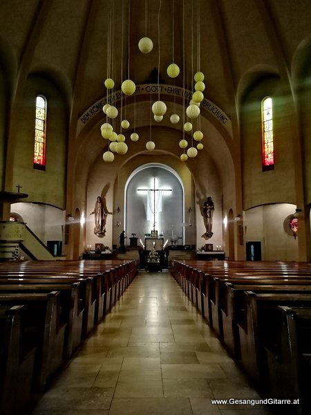 Bludenz Heilig Kreuz Kirche Vorarlberg Verabschiedung Trauerfeier Beerdigung Verabschiedung Totenwache Musik Kirche Solomusikerin Sängerin mit Gitarre www.trauer-musik.at www.gesangundgitarre.at Gesang Gitarre Yvonne Brugger Trauersängerin Kirchensängerin Kirche Trauerfeier Beerdigung Verabschiedung Vorarlberg Musik Kirche Sängerin mit Gitarre www.trauer-musik.at www.gesangundgitarre.at Gesang Gitarre Yvonne Brugger Trauersängerin Kirchensängerin