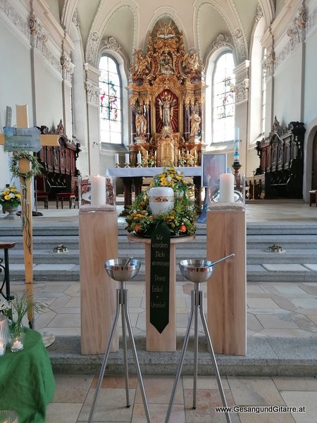 Höchst Pfarrkirche Kirche Vorarlberg Verabschiedung Trauerfeier Beerdigung Verabschiedung Totenwache Musik Kirche Solomusikerin Sängerin mit Gitarre www.trauer-musik.at www.gesangundgitarre.at Gesang Gitarre Yvonne Brugger Trauersängerin Kirchensängerin Kirche Trauerfeier Beerdigung Verabschiedung Vorarlberg Musik Kirche Sängerin mit Gitarre www.trauer-musik.at www.gesangundgitarre.at Gesang Gitarre Yvonne Brugger Trauersängerin Kirchensängerin