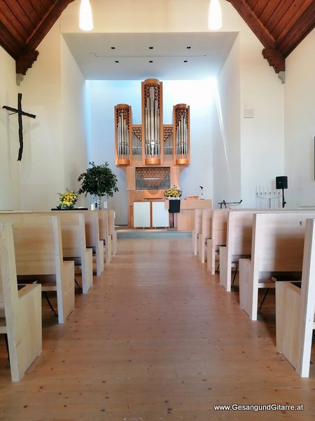 evangelische Kapelle Widnau Schweiz Verabschiedung Trauerfeier Beerdigung Verabschiedung Totenwache Musik Kirche Solomusikerin Sängerin mit Gitarre www.trauer-musik.at www.gesangundgitarre.at Gesang Gitarre Yvonne Brugger Trauersängerin Kirchensängerin Kirche Trauerfeier Beerdigung Verabschiedung Vorarlberg Musik Kirche Sängerin mit Gitarre www.trauer-musik.at www.gesangundgitarre.at Gesang Gitarre Yvonne Brugger Trauersängerin Kirchensängerin