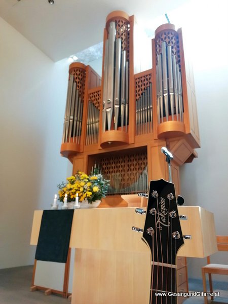 evangelische Kapelle Widnau Schweiz Verabschiedung Trauerfeier Beerdigung Verabschiedung Totenwache Musik Kirche Solomusikerin Sängerin mit Gitarre www.trauer-musik.at www.gesangundgitarre.at Gesang Gitarre Yvonne Brugger Trauersängerin Kirchensängerin Kirche Trauerfeier Beerdigung Verabschiedung Vorarlberg Musik Kirche Sängerin mit Gitarre www.trauer-musik.at www.gesangundgitarre.at Gesang Gitarre Yvonne Brugger Trauersängerin Kirchensängerin