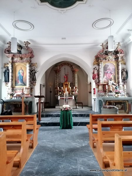 Rankweil St. Martin Kirche Vorarlberg Verabschiedung Trauerfeier Beerdigung Verabschiedung Totenwache Musik Kirche Solomusikerin Sängerin mit Gitarre www.trauer-musik.at www.gesangundgitarre.at Gesang Gitarre Yvonne Brugger Trauersängerin Kirchensängerin Kirche Trauerfeier Beerdigung Verabschiedung Vorarlberg Musik Kirche Sängerin mit Gitarre www.trauer-musik.at www.gesangundgitarre.at Gesang Gitarre Yvonne Brugger Trauersängerin Kirchensängerin