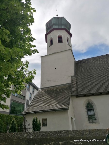 Rankweil St. Martin Kirche Vorarlberg Verabschiedung Trauerfeier Beerdigung Verabschiedung Totenwache Musik Kirche Solomusikerin Sängerin mit Gitarre www.trauer-musik.at www.gesangundgitarre.at Gesang Gitarre Yvonne Brugger Trauersängerin Kirchensängerin Kirche Trauerfeier Beerdigung Verabschiedung Vorarlberg Musik Kirche Sängerin mit Gitarre www.trauer-musik.at www.gesangundgitarre.at Gesang Gitarre Yvonne Brugger Trauersängerin Kirchensängerin