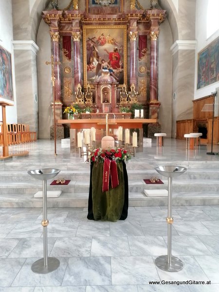 Kirche Satteins Begräbnis Verabschiedung Trauerfeier Beerdigung Verabschiedung Totenwache Musik Kirche Solomusikerin Sängerin mit Gitarre www.trauer-musik.at www.gesangundgitarre.at Gesang Gitarre Yvonne Brugger Trauersängerin Kirchensängerin Kirche Trauerfeier Beerdigung Verabschiedung Vorarlberg Musik Kirche Sängerin mit Gitarre www.trauer-musik.at www.gesangundgitarre.at Gesang Gitarre Yvonne Brugger Trauersängerin Kirchensängerin