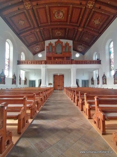 Kirche Lauterach Vorarlberg Verabschiedung Trauerfeier Beerdigung Verabschiedung Totenwache Musik Kirche Solomusikerin Sängerin mit Gitarre www.trauer-musik.at www.gesangundgitarre.at Gesang Gitarre Yvonne Brugger Trauersängerin Kirchensängerin Kirche Trauerfeier Beerdigung Verabschiedung Vorarlberg Musik Kirche Sängerin mit Gitarre www.trauer-musik.at www.gesangundgitarre.at Gesang Gitarre Yvonne Brugger Trauersängerin Kirchensängerin