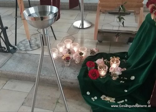 Trauerfeier Sängerin Trauersängerin Musik Vorarlberg Höchst Kirche