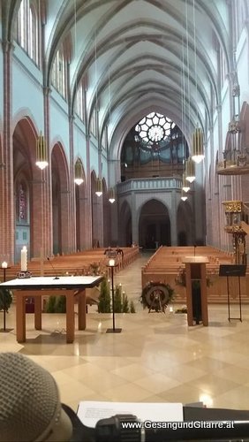 Sängerin Trauerfeier Beerdigung Vorarlberg Trauersängerin Kirche